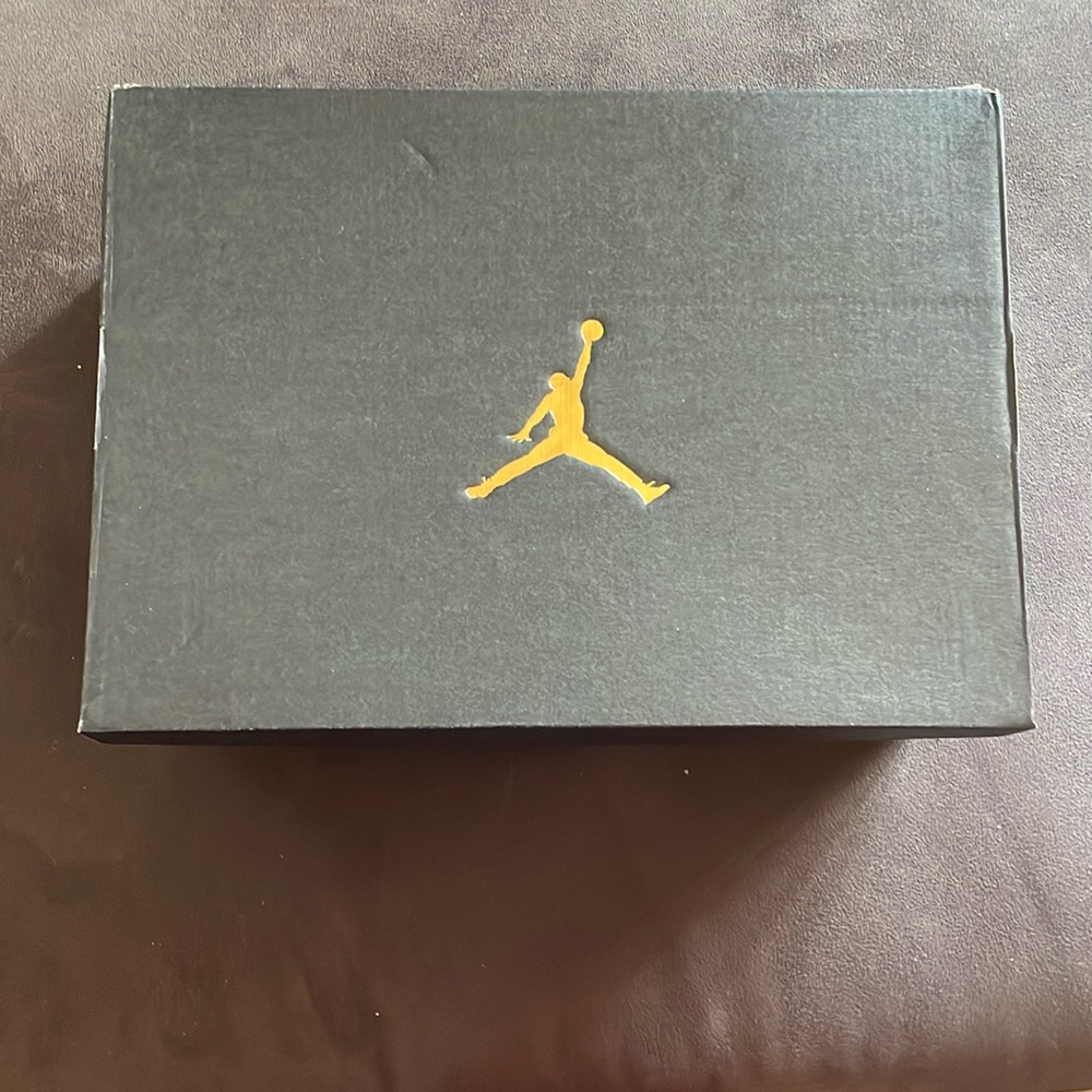 (BRAND NEW) Size 10 Jordan 1 Low “Black Lucky Green”
